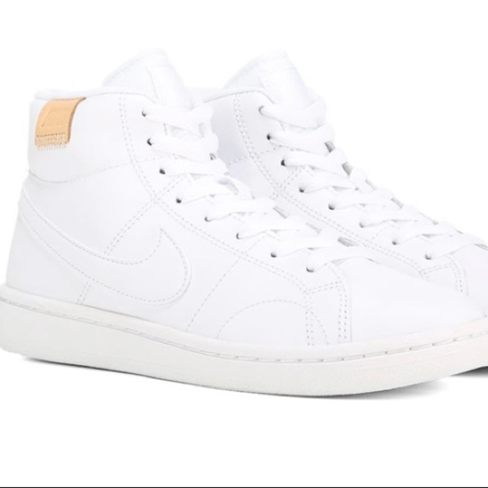 BRAND NEW NIKE ROYALS